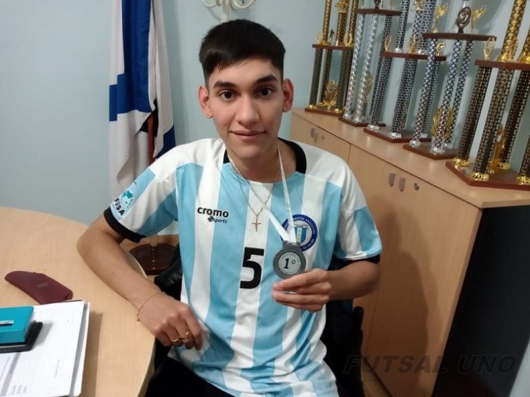 El Club San Martín recibió al Campeón Mundial “Joaquín Villarroel”